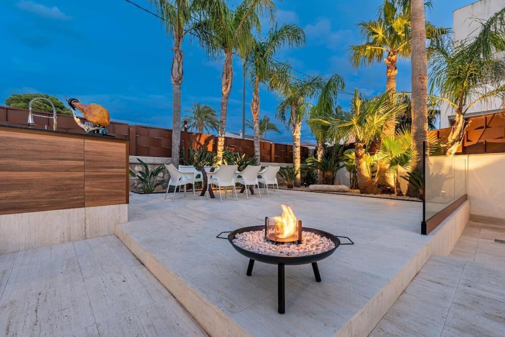 Apartamento Lusso E Relax Con Piscina A 2 Minuti Dal Mare Miami Platja  Exterior foto