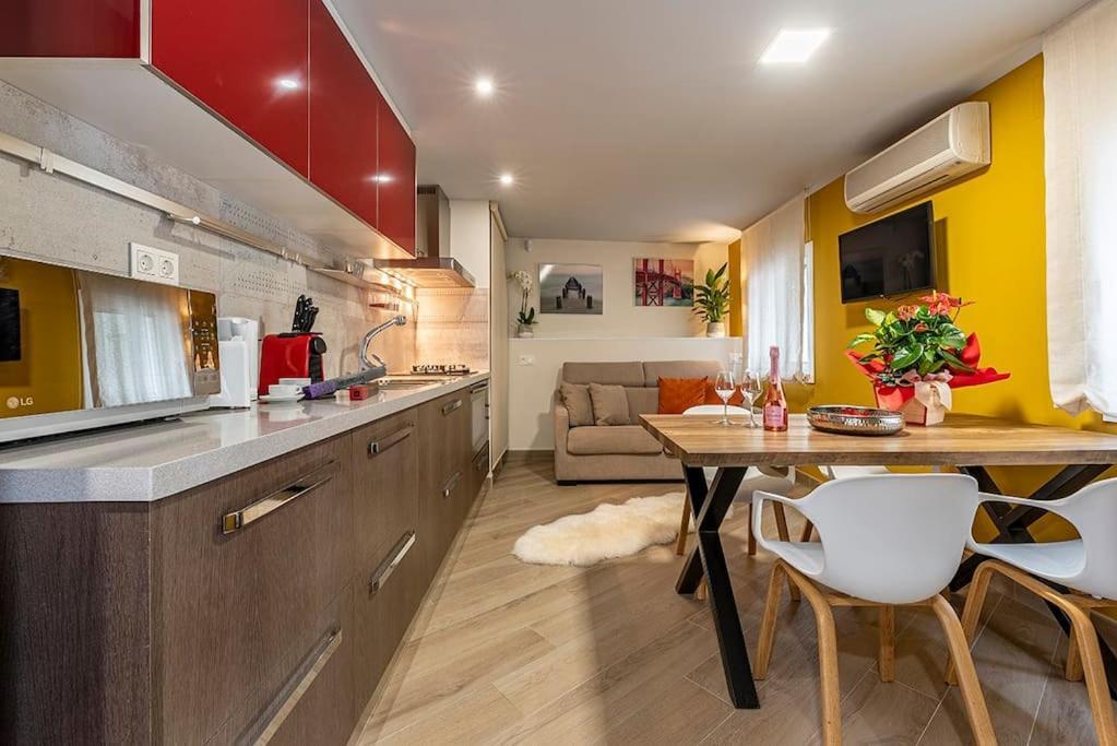 Apartamento Lusso E Relax Con Piscina A 2 Minuti Dal Mare Miami Platja  Exterior foto